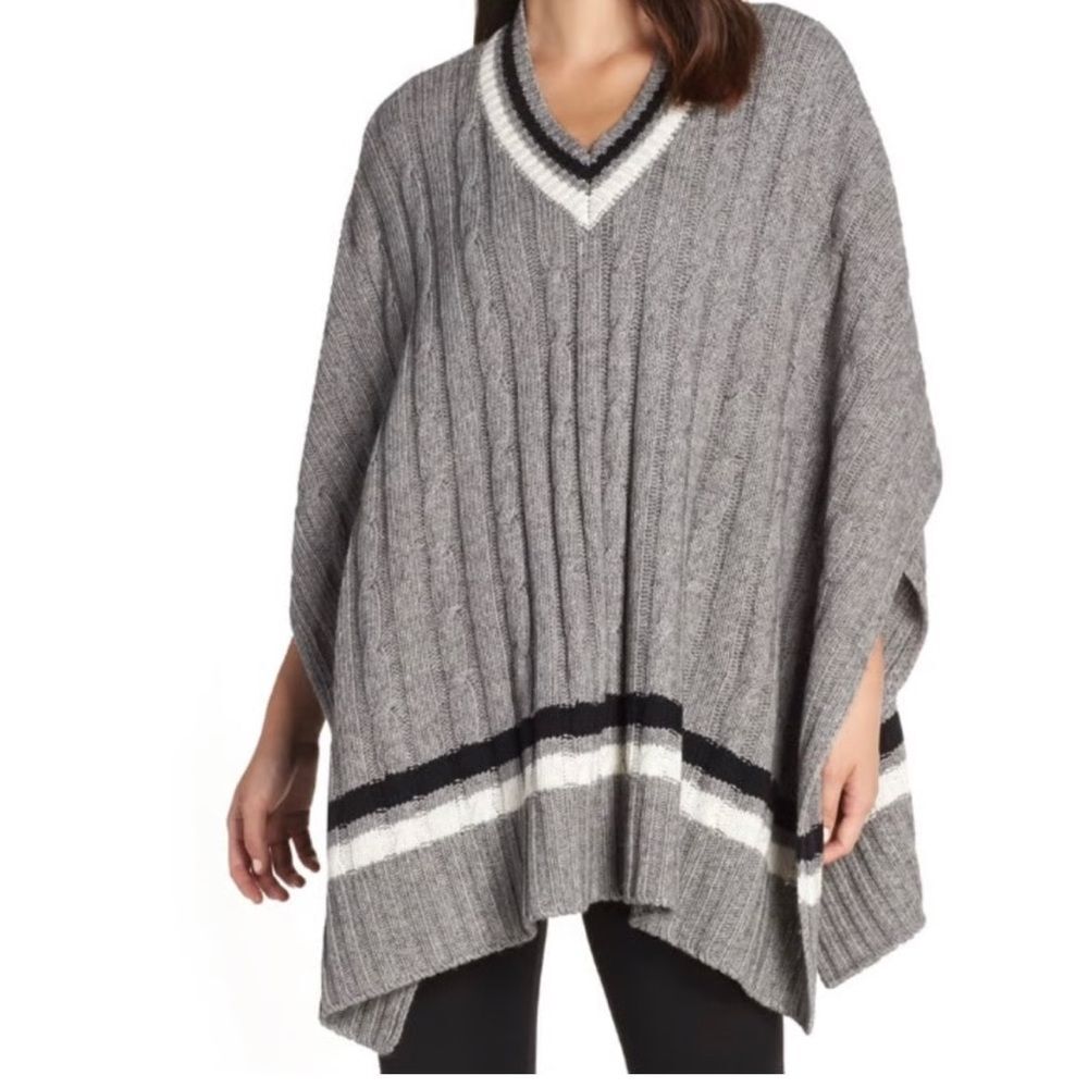 UGG Weslynn Cable-Knit Wool Blend Women's Poncho Sweater | Size: M/L